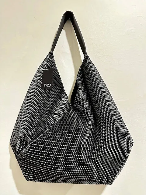 InZu Bevel Bag Black Hive