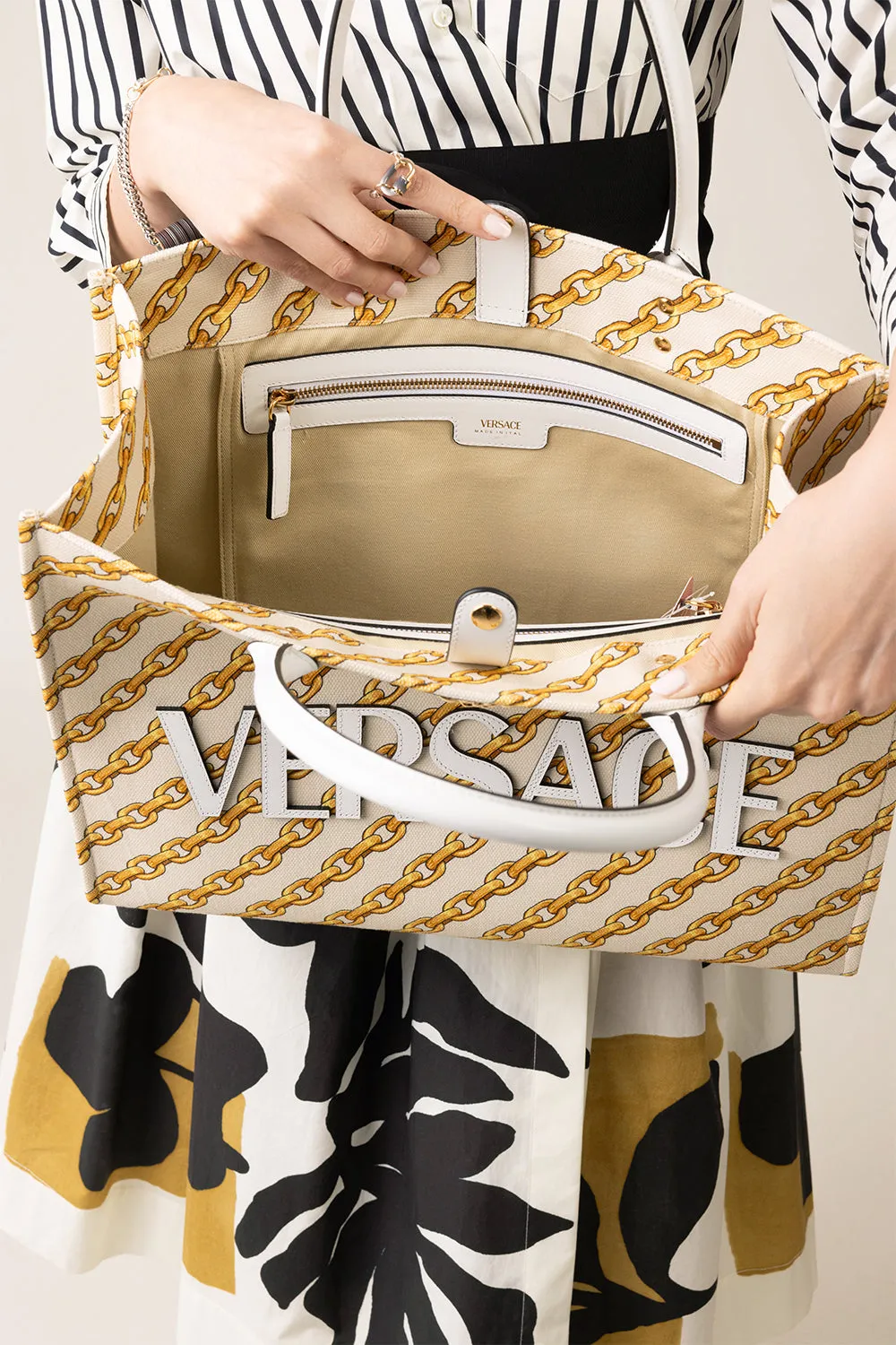 La Medusa Large Tote - Chain Stripes