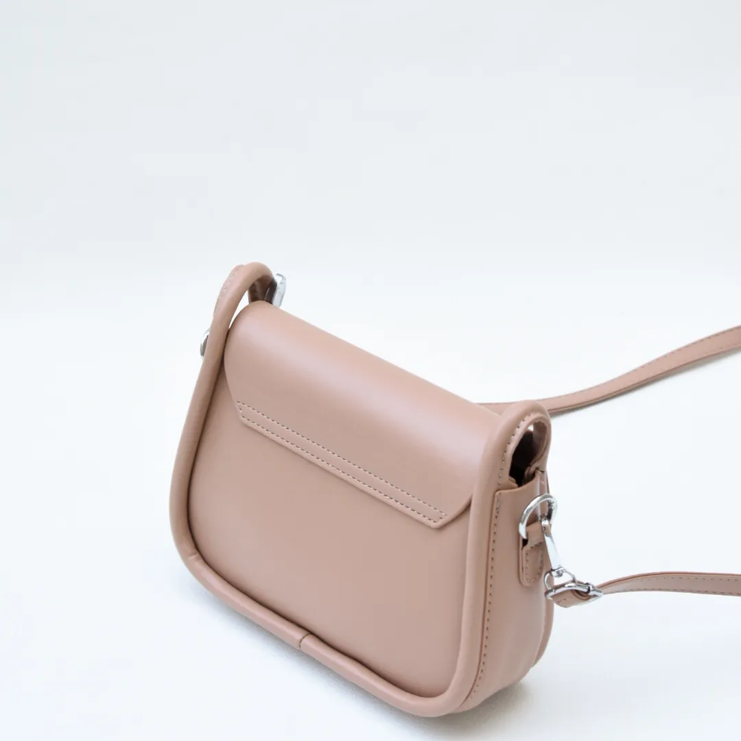 Modern Elegance Crossbody Bag Beige