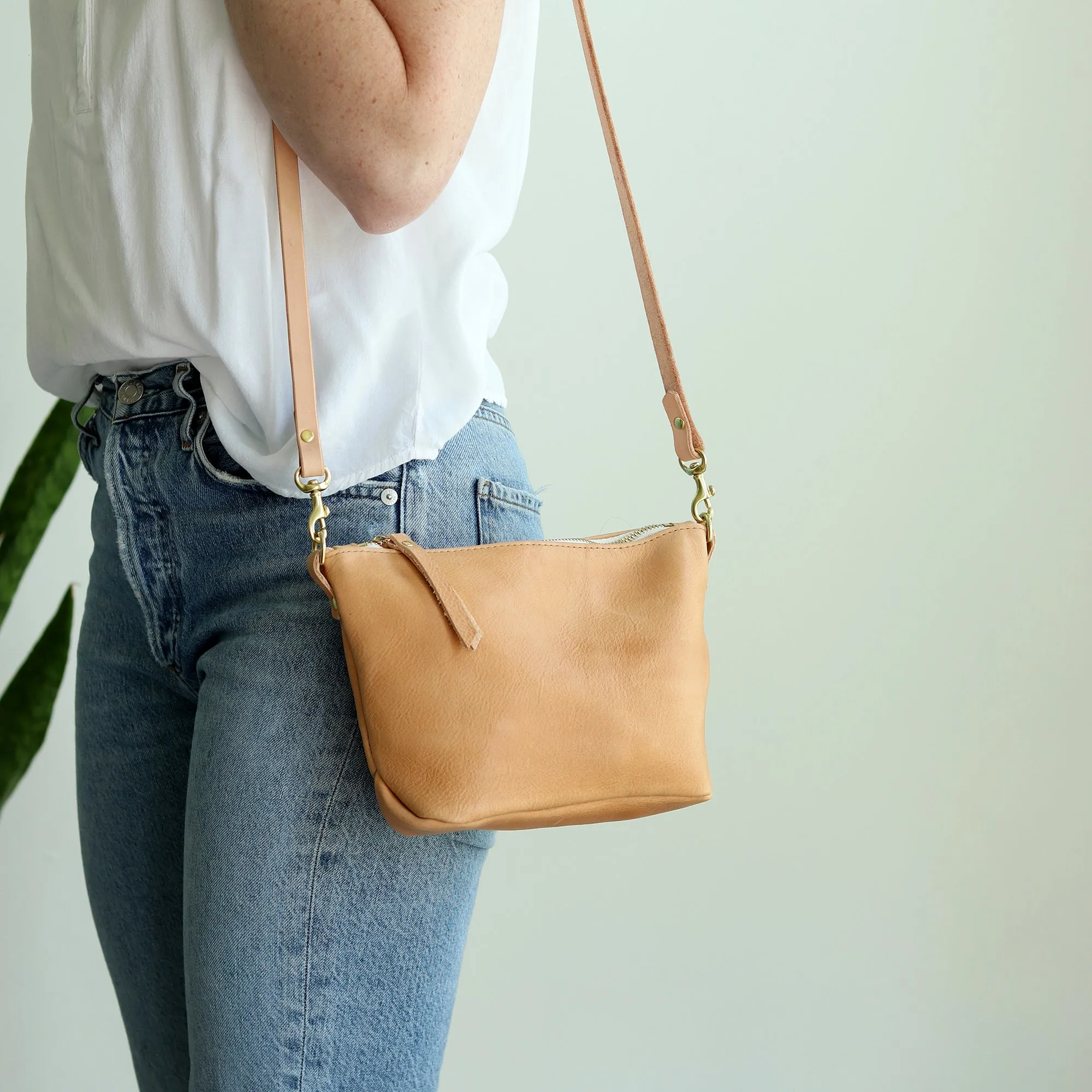 Summer Seconds Sale - Small Leather Convertible Crossbody Clutch Bag - Beige No. 3