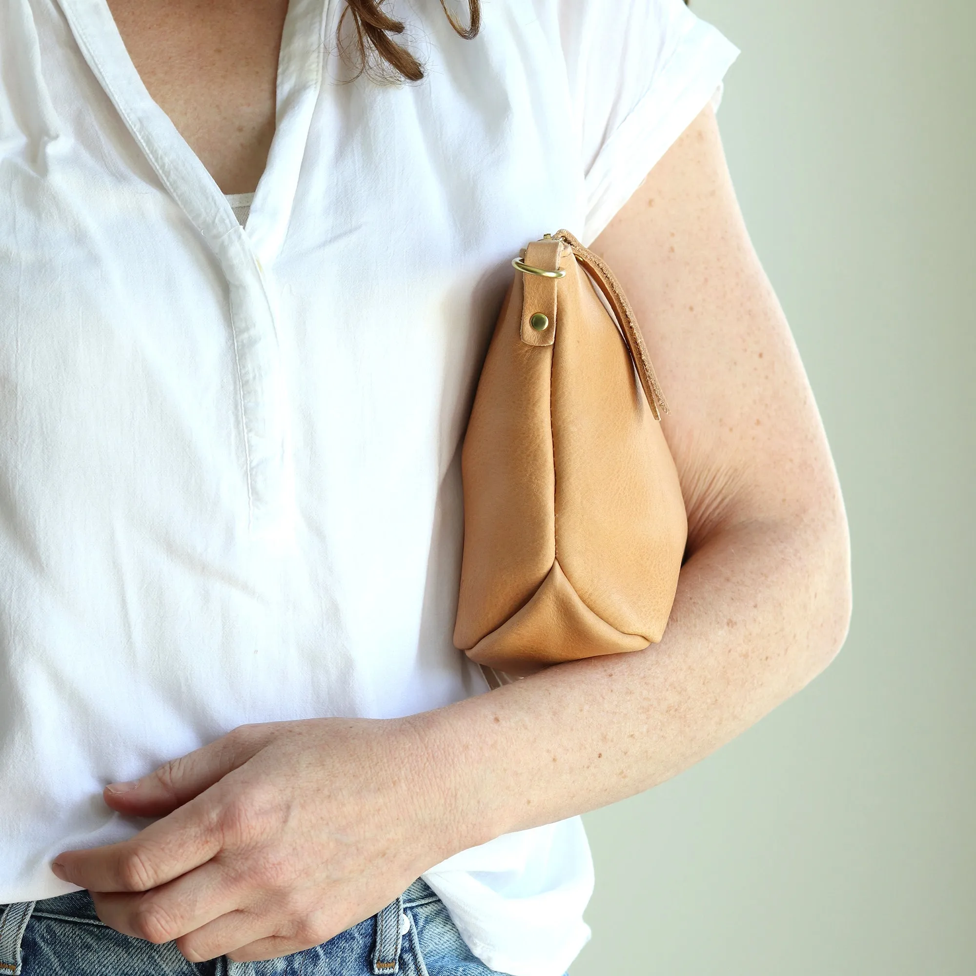 Summer Seconds Sale - Small Leather Convertible Crossbody Clutch Bag - Beige No. 3